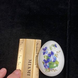 Vintage Rockard Limoges France Egg